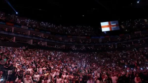 ufc-london-crowd